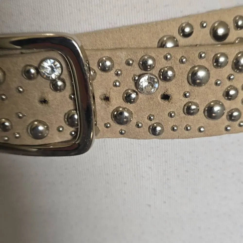 GUESS Vtg Y2K Genuine Suede RHINESTONE SILVER STUDDED Wmn 1.5